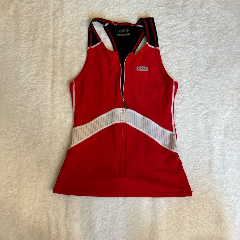 red zip up tank top